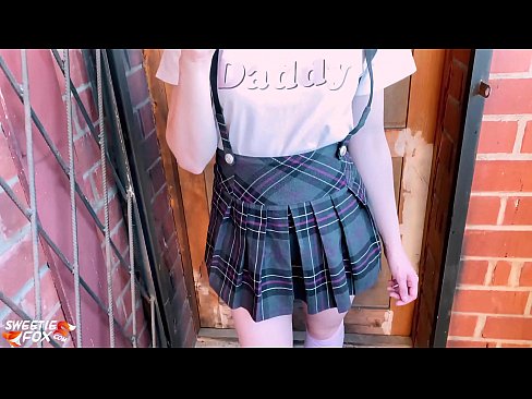 ❤️ Schoolgirl Mengisap penisnya dalam-dalam dan meniduri alih-alih kelas. Video seks di id.mrvideospornogratis.ru